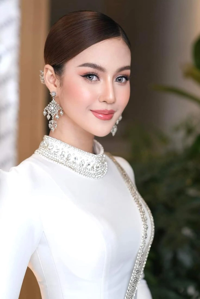 Bộ hình gái xinh Thái Lan đẹp duyên dáng, không thể rời mắt