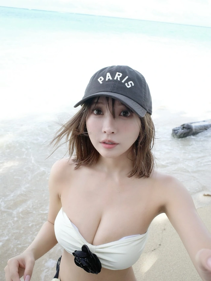 hình Yua Mikami sexy cực kỳ thu hút với vẻ đẹp kiêu sa