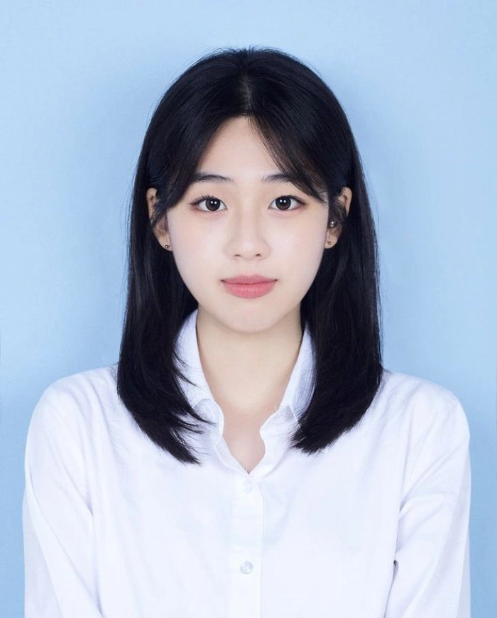 Loạt ảnh gái xinh tóc ngang vai 2k3 tươi mới và nổi bật