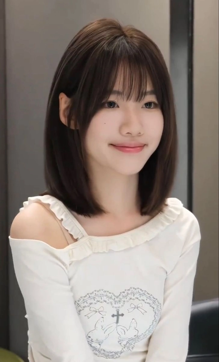 Ngắm ảnh gái xinh tóc ngang vai 2k3 thu hút mọi ánh nhìn