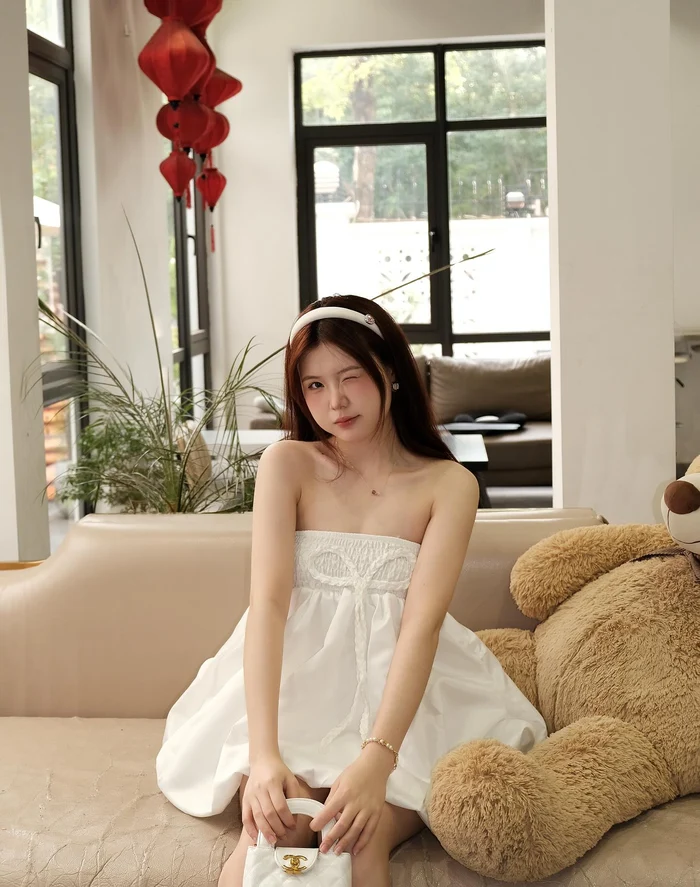 Tải ảnh hot girl sinh năm 2004 với nét đẹp ngọt ngào, nữ tính