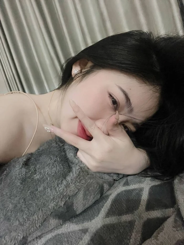 Ảnh mạng girl phố đẹp tràn đầy năng lượng