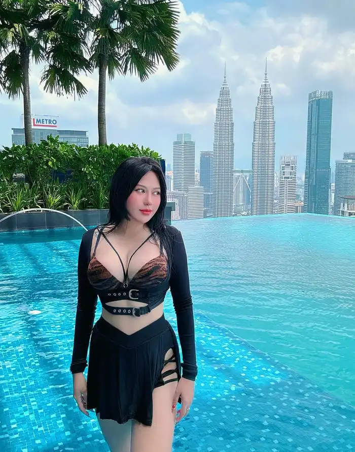 bộ sưu tập ảnh Suzie Nguyễn sexy được yêu thích