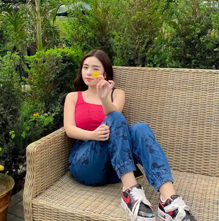 ngắm ảnh Trần Minh Thiên Di bikini đầy lôi cuốn