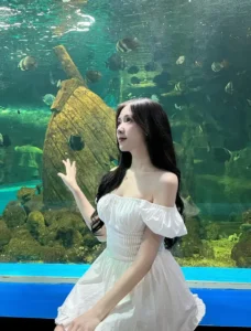 Loạt hình gái xinh 2k4 mang vẻ đẹp thanh lịch, tinh tế