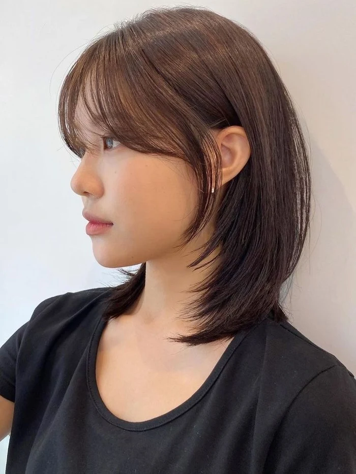 Tải ảnh gái xinh tóc ngang vai 2k3 thần thái nhẹ nhàng