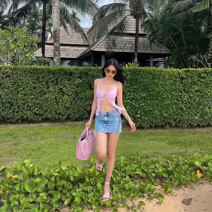 Hình ảnh nude ngọc trinh gợi cảm đầy lôi cuốn