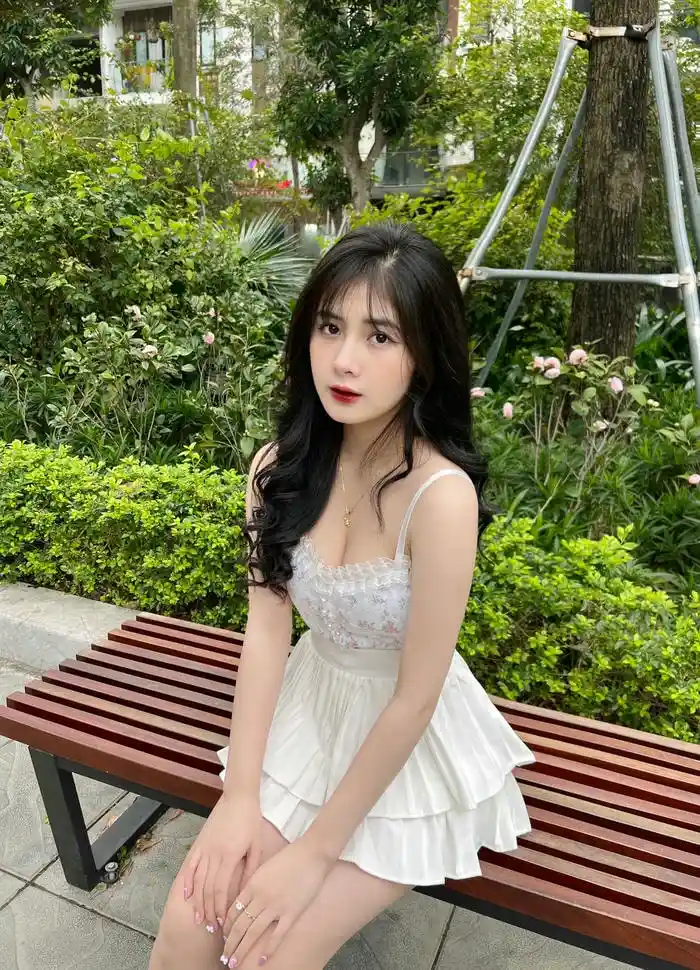 ảnh Quỳnh Alee bikini sexy mang vẻ đẹp mê hoặc