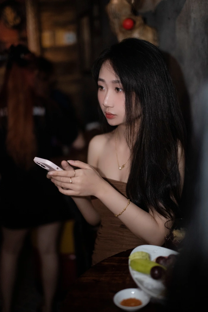 Ngắm hình ảnh gái đi bar, tạo dấu ấn mạnh mẽ