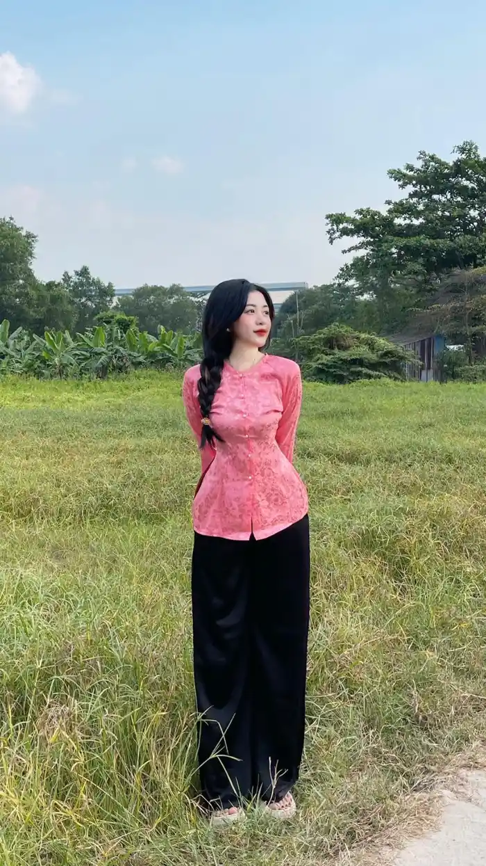 Loạt hình gái quê đẹp không cần chỉnh sửa
