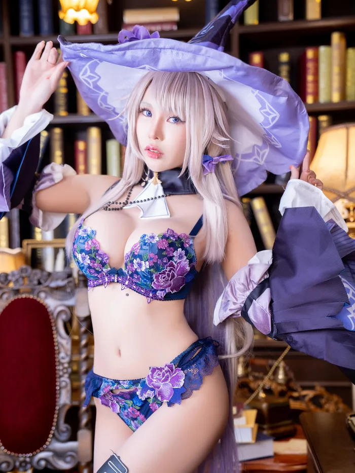 Chụp ảnh gái xinh cosplay nhân vật anime với vẻ đẹp tựa thần tiên