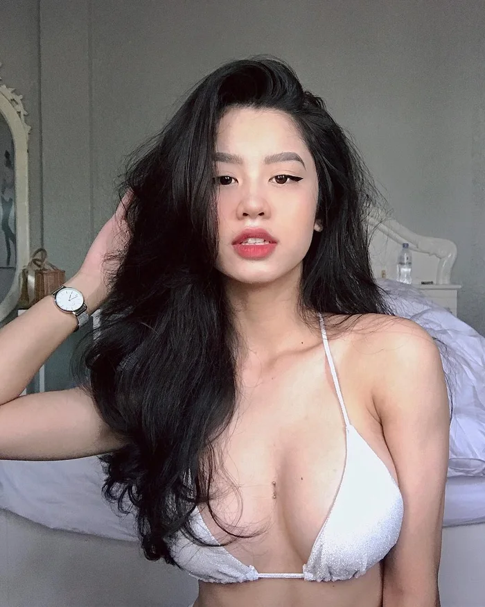 Bộ hình hàn hằng nude đậm chất nữ tính