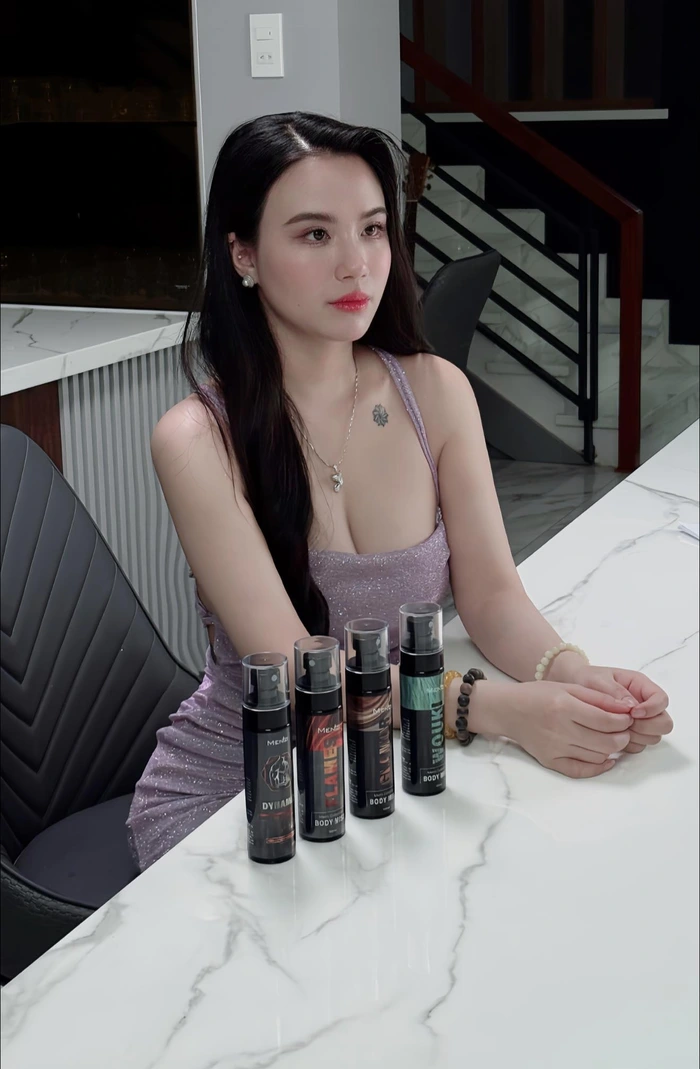 Loạt hình ảnh linh miu bikini hot nhất mọi thời đại