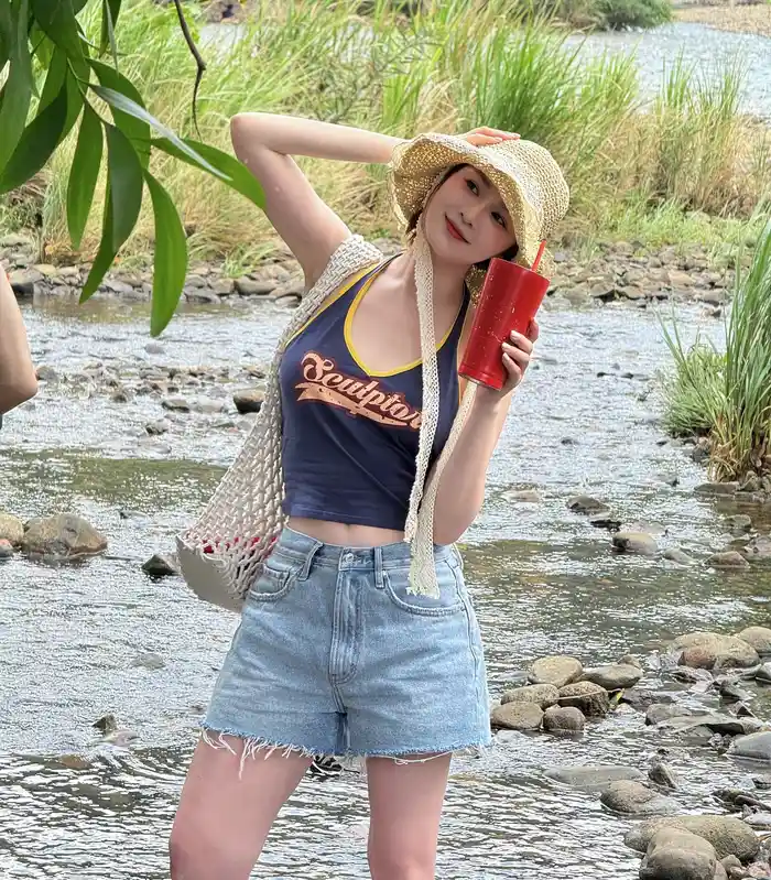 Tải hình Ribi Sachi sexy đầy quyến rũ