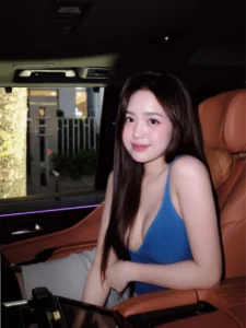 Ngắm hình ảnh Lê Phương Anh có vòng ngực đầy đặn đầy sức sống