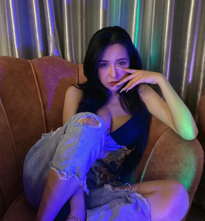 album hình ảnh Viên Vibi lộ hàng quyến rũ cực chất