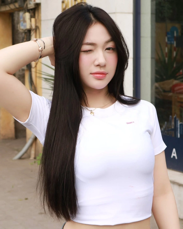 Bộ sưu tập hình Trần Hà Linh sexy tinh tế
