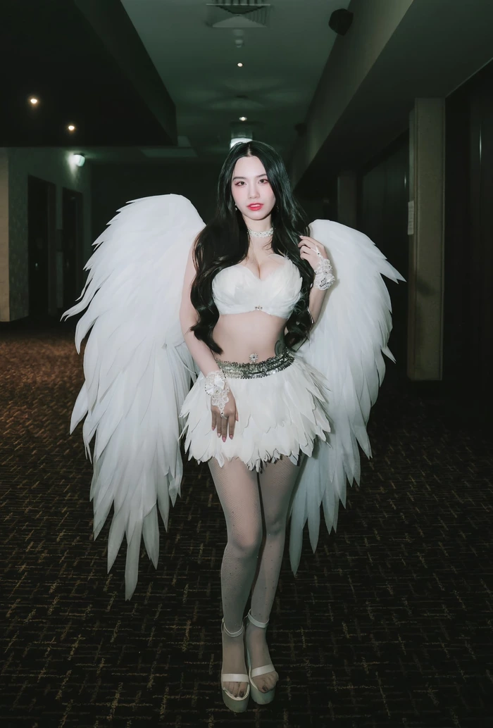 Hình avatar linh miu bikini thích hợp làm ảnh đại diện