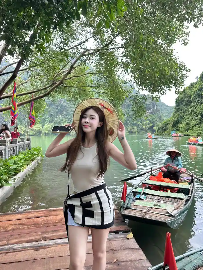 Bộ sưu tập hình gái xinh 2k đẹp chuẩn tự nhiên