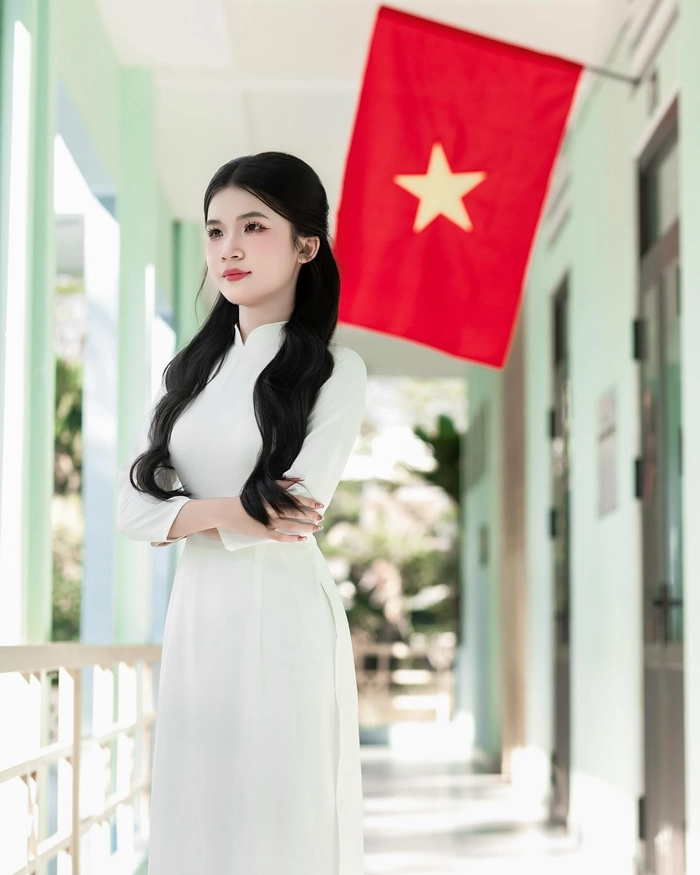 Ảnh gái xinh cấp 3 dịu dàng như nàng thơ tuổi học trò