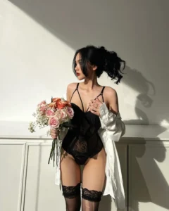 Hình Dương Mỹ Diện nude tạo sức hút khó cưỡng