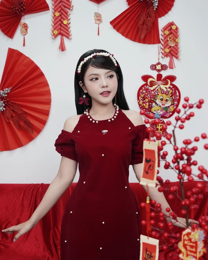Hình avatar Reency Ngô sexy nổi bật trên các nền tảng
