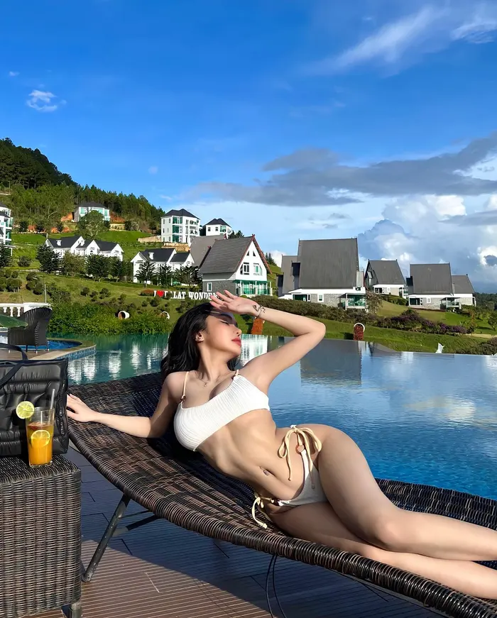Album ảnh Dương Mỹ Diện nude mang thần thái hút hồn