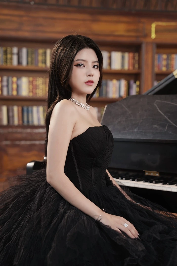 Tải ảnh Reency Ngô sexy khiến fan khó rời mắt
