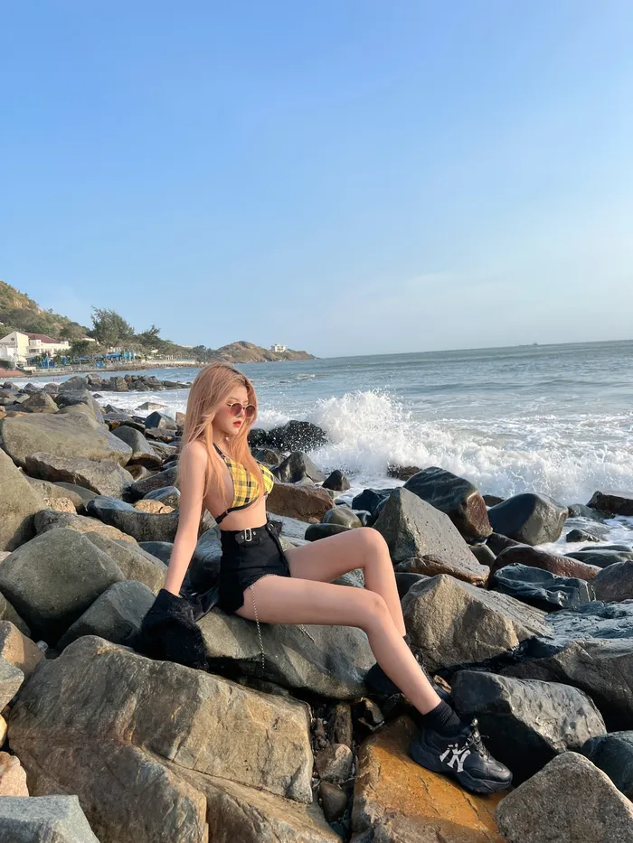 Bộ ảnh Reency Ngô sexy mang sức hút khó cưỡng