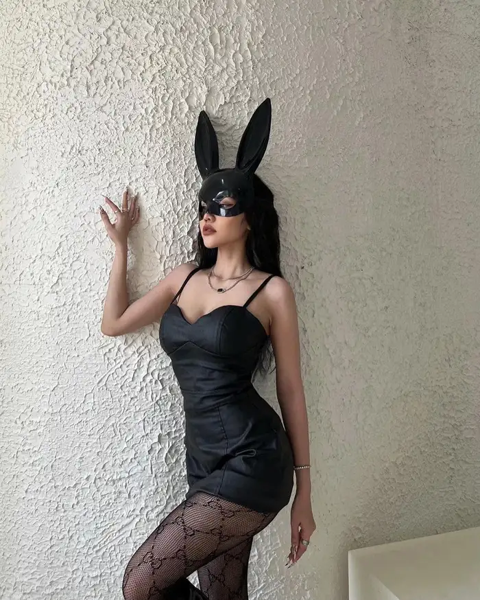 Tải hình ảnh Dương Mỹ Diện nude gợi cảm từ mọi góc độ