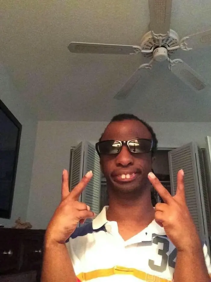 Ảnh anh da đen hài hước biểu cảm vui nhộn kiểu meme độc đáo Ảnh anh da đen hài hước biểu cảm vui nhộn kiểu meme độc đáo