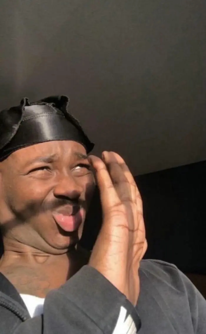 Ảnh anh da đen meme hài hước biểu cảm vui nhộn đáng yêu Ảnh anh da đen meme hài hước biểu cảm vui nhộn đáng yêu