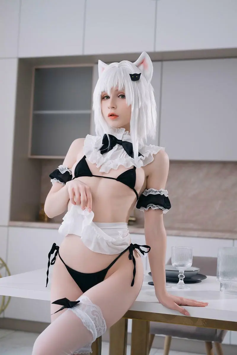 Ảnh cosplay nữ cosplay xinh đẹp trong tạo hình mèo phục vụ quyến rũ Ảnh cosplay nữ cosplay bikini xinh đẹp trong tạo hình mèo phục vụ quyến rũ