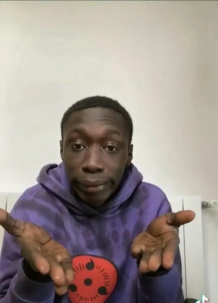 Anh da đen hài hước biểu cảm meme dí dỏm gây ấn tượng Anh da đen hài hước biểu cảm meme dí dỏm gây ấn tượng