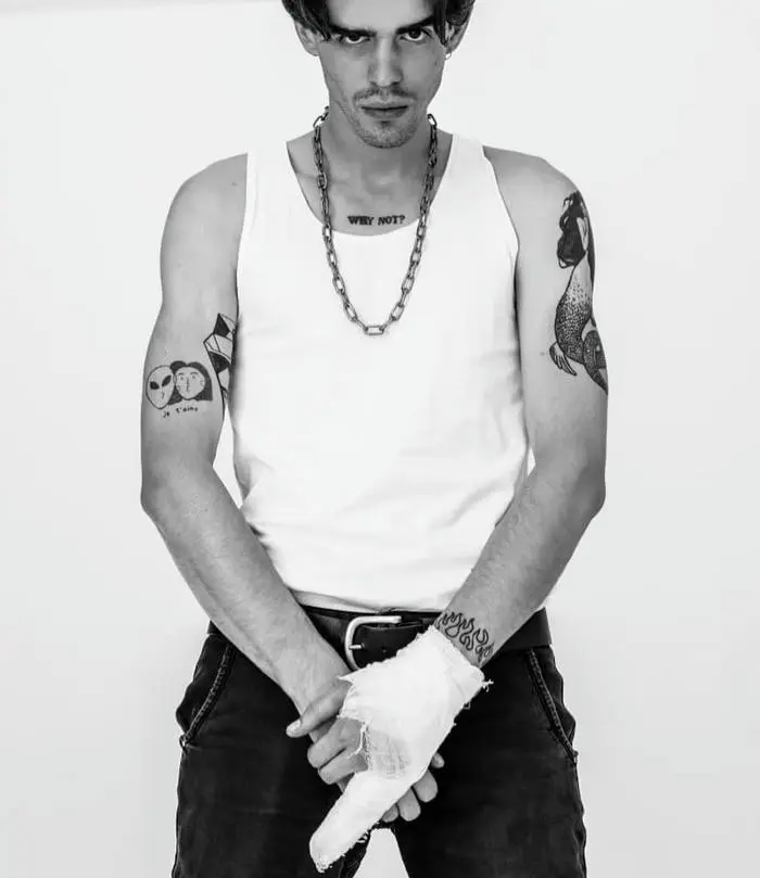 Ảnh trai đẹp xăm trổ phong cách cá tính với hình nghệ thuật trên thân Ảnh trai đẹp xăm trổ phong cách cá tính với hình nghệ thuật trên thân