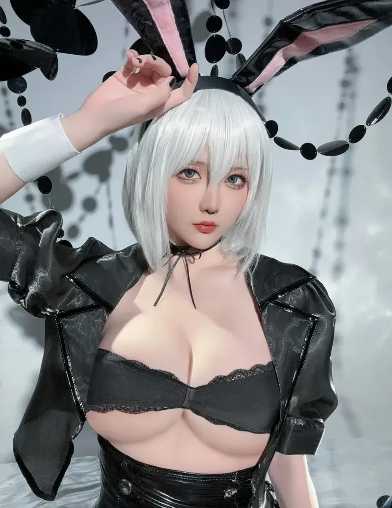 Bunny cosplay dâm vú to lồn ướt nhẹp Bunny cosplay dâm vú to lồn ướt nhẹp
