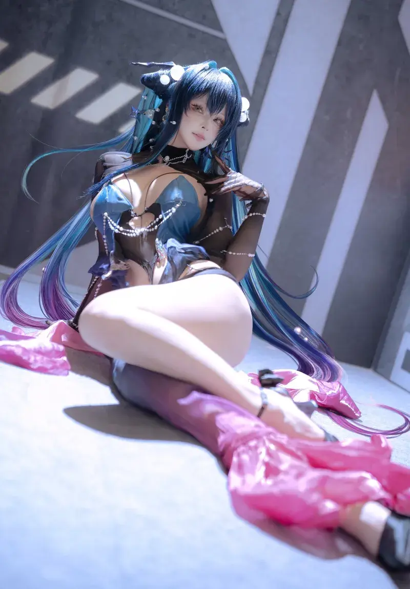 Cosplay anime dâm lồn ướt khoe vú to mông trắng Cosplay anime dâm lồn ướt khoe vú to mông trắng