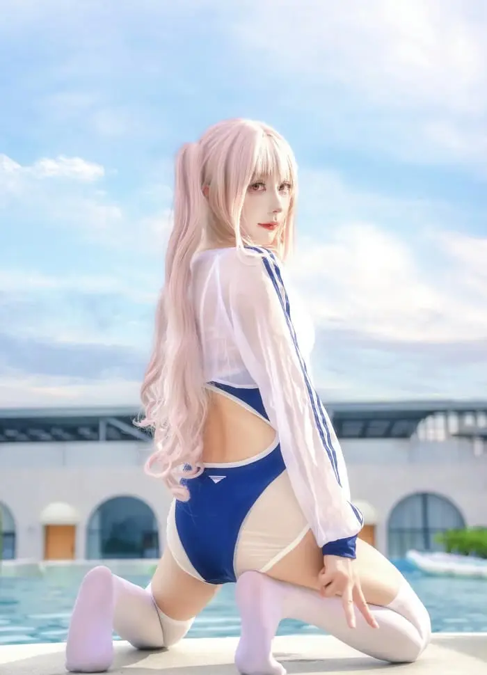 Cosplay bikini gợi cảm với trang phục bơi lội trẻ trung năng động Cosplay bikini gợi cảm với trang phục bơi lội trẻ trung năng động