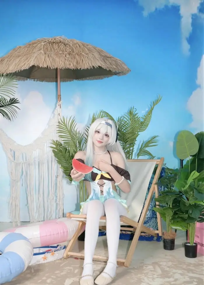 Cosplay bikini gợi cảm với trang phục hai mảnh mùa hè tươi mát Cosplay bikini gợi cảm với trang phục hai mảnh mùa hè tươi mát