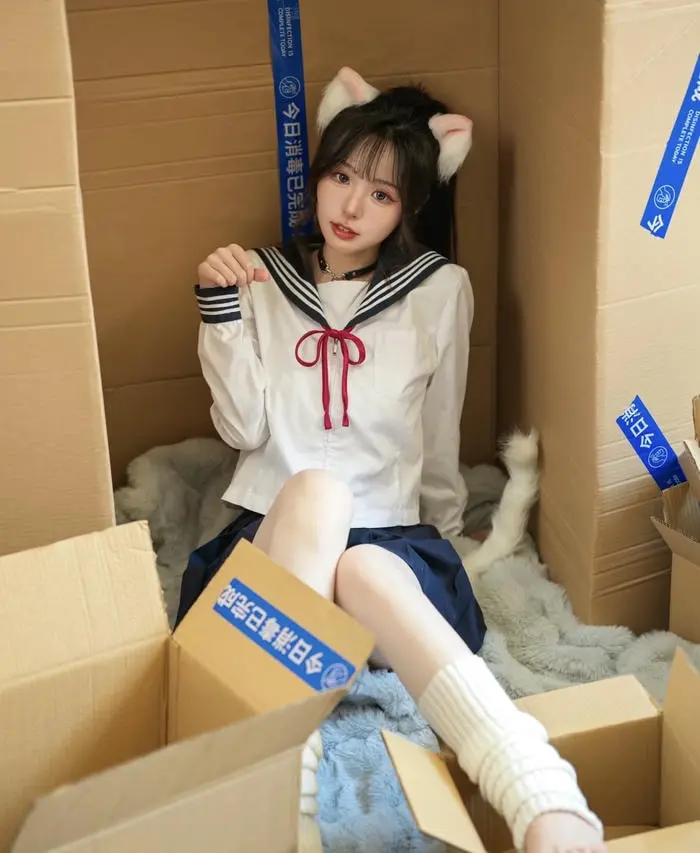 Cosplay cute nữ sinh xinh xắn đáng yêu trong bộ học phục ngộ nghĩnh Cosplay cute nữ sinh xinh xắn đáng yêu trong bộ học phục ngộ nghĩnh