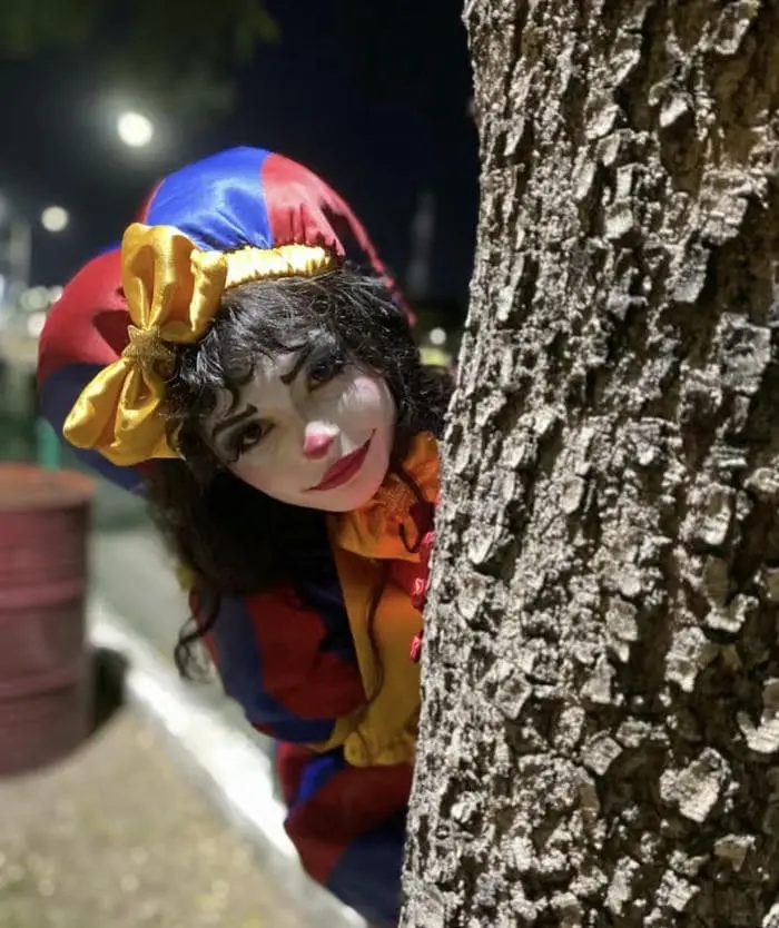 Cosplay dễ thương hình hề xinh tươi đáng yêu và đầy quyến rũ Cosplay dễ thương hình hề xinh tươi đáng yêu và đầy quyến rũ