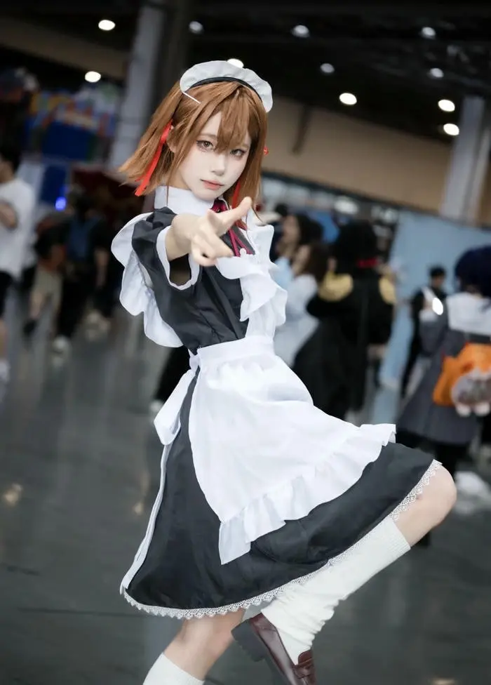 Cosplay hầu gái xinh đẹp vẻ đẹp ngọt ngào trong trang phục quyến rũ Cosplay hầu gái xinh đẹp vẻ đẹp ngọt ngào trong trang phục quyến rũ