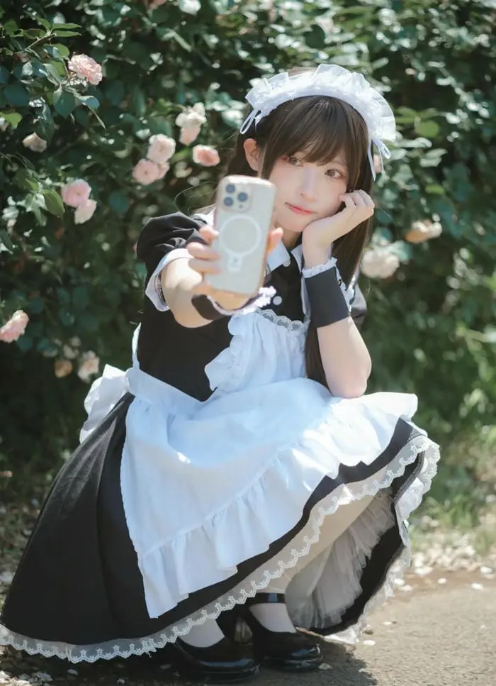 Cosplay hầu gái xinh tươi vẻ đẹp dịu dàng trong trang phục ấn tượng Cosplay hầu gái xinh tươi vẻ đẹp dịu dàng trong trang phục ấn tượng