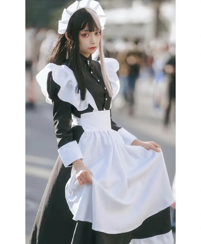 Cosplay hầu gái xinh tươi vẻ đẹp dịu dàng trong trang phục truyền thống Cosplay hầu gái xinh tươi vẻ đẹp dịu dàng trong trang phục truyền thống