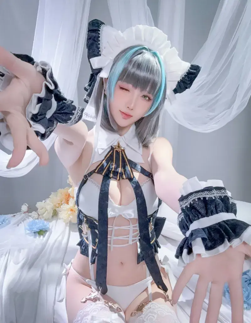 Cosplay maid dâm lồn ướt mời đụ nát Cosplay maid dâm lồn ướt mời đụ nát