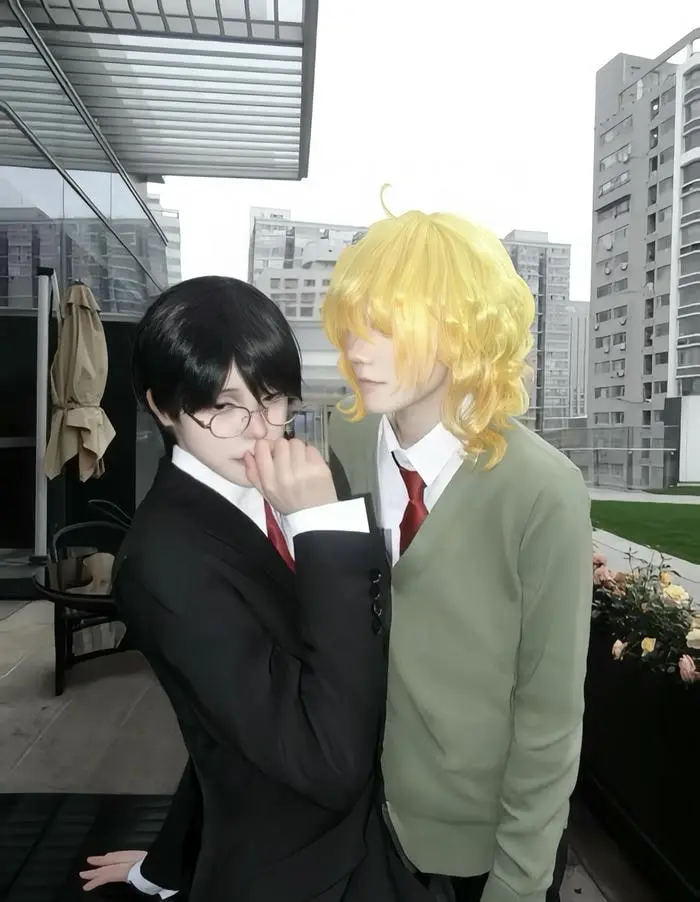 Cosplay nhân vật anime ấn tượng với tạo hình học sinh nam tinh tế Cosplay nhân vật anime ấn tượng với tạo hình học sinh nam tinh tế