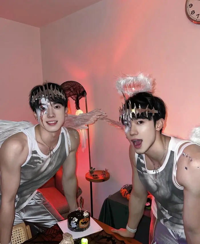 Cosplay thiên thần ấn tượng biến hóa phong cách đầy nghệ thuật Cosplay thiên thần ấn tượng biến hóa phong cách đầy nghệ thuật