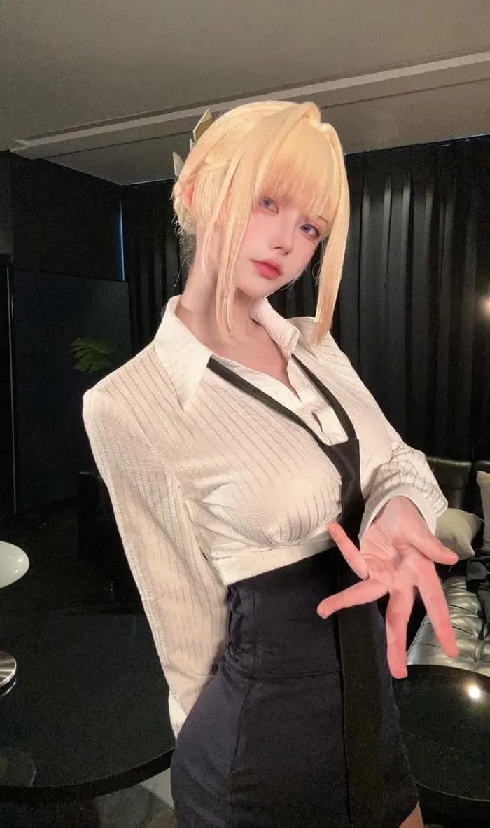 Cosplay thư kí gợi cảm vẻ đẹp quyến rũ trong tạo hình nhân vật Cosplay thư kí gợi cảm vẻ đẹp quyến rũ trong tạo hình nhân vật