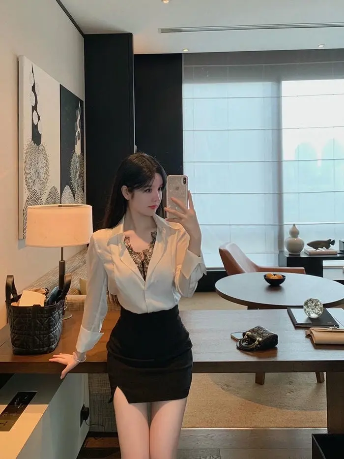 Cosplay thư kí quyến rũ vẻ đẹp gợi cảm trong bộ cánh công sở Cosplay thư kí quyến rũ vẻ đẹp gợi cảm trong bộ cánh công sở