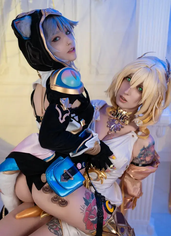 Gái cosplay anime nứng lồn cưỡi cặc vàng Gái cosplay anime nứng lồn cưỡi cặc vàng